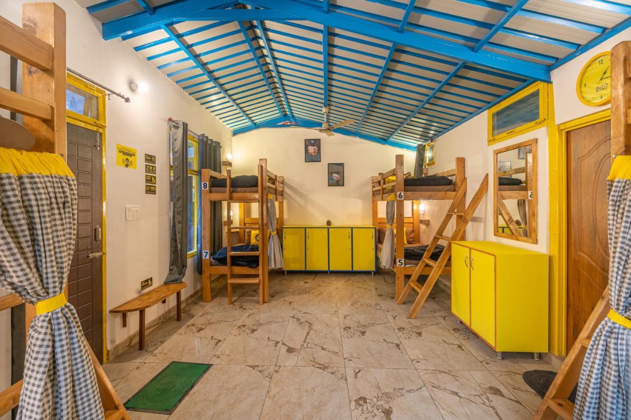 The Hosteller Mussoorie By The Streamside, Kempty Zewnętrze zdjęcie