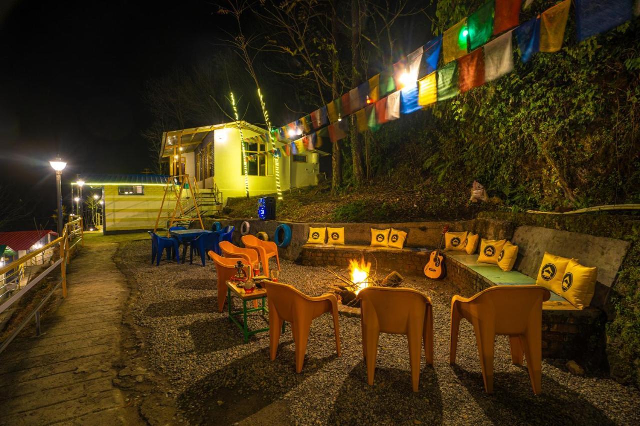The Hosteller Mussoorie By The Streamside, Kempty Zewnętrze zdjęcie