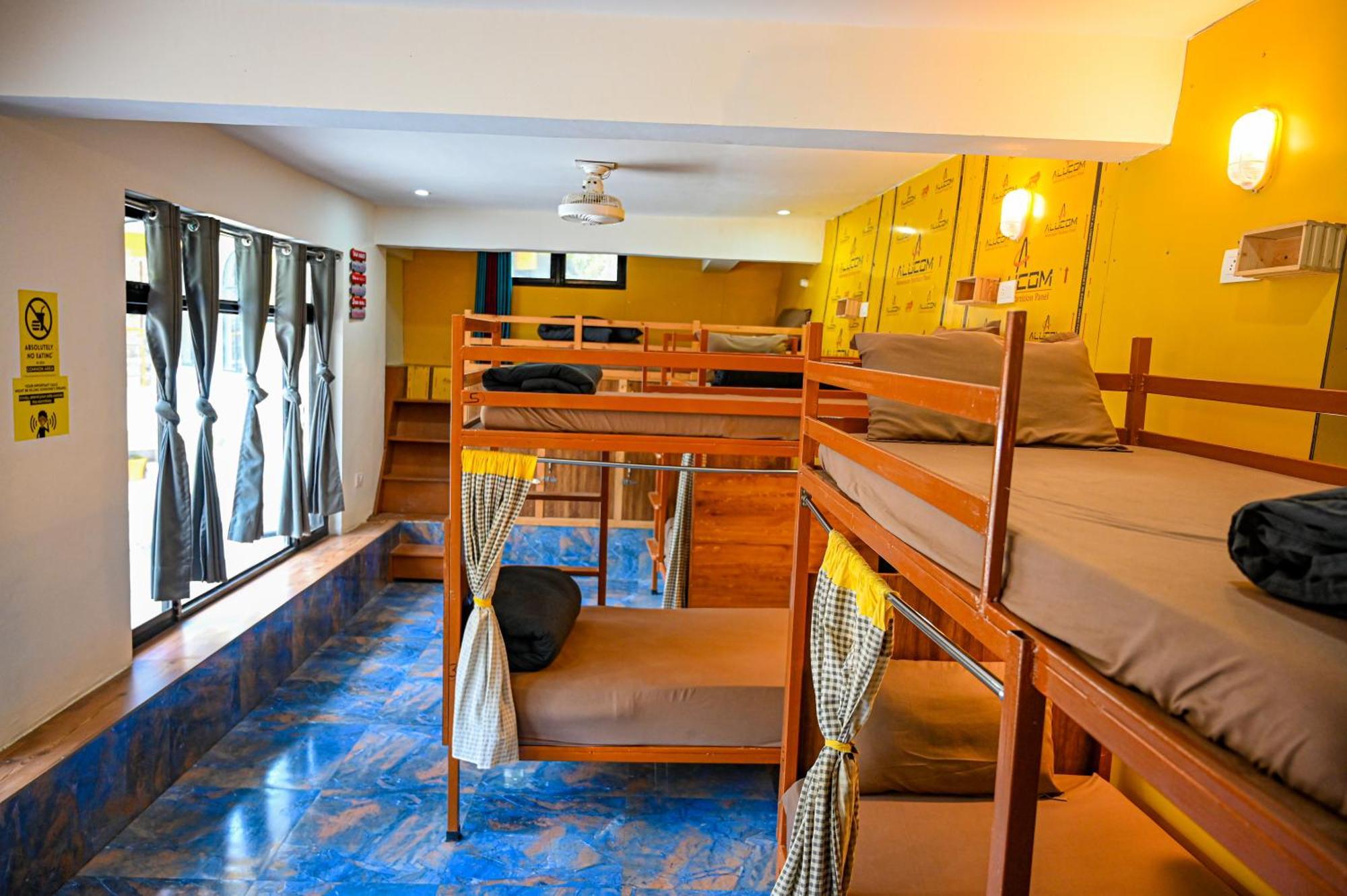 The Hosteller Mussoorie By The Streamside, Kempty Zewnętrze zdjęcie