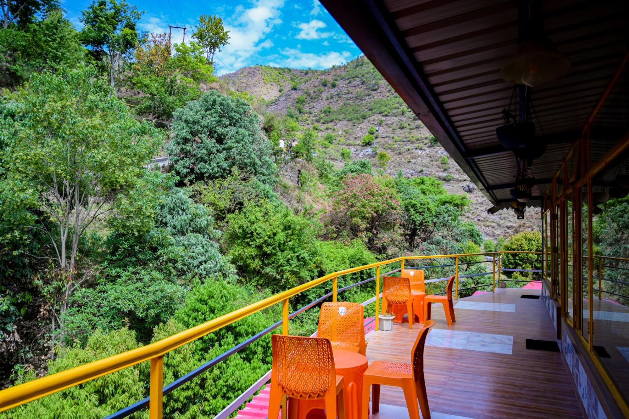 The Hosteller Mussoorie By The Streamside, Kempty Zewnętrze zdjęcie