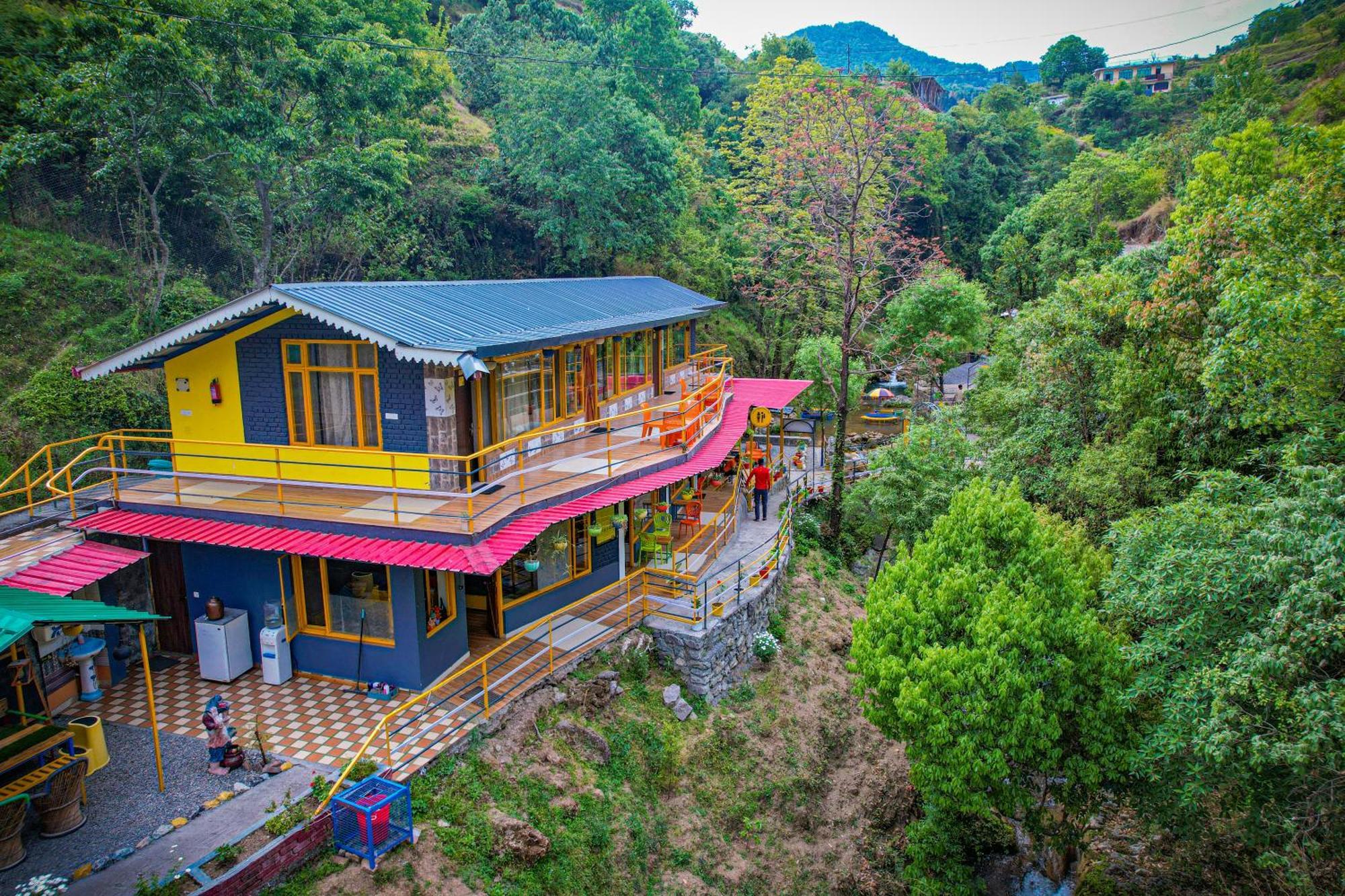 The Hosteller Mussoorie By The Streamside, Kempty Zewnętrze zdjęcie