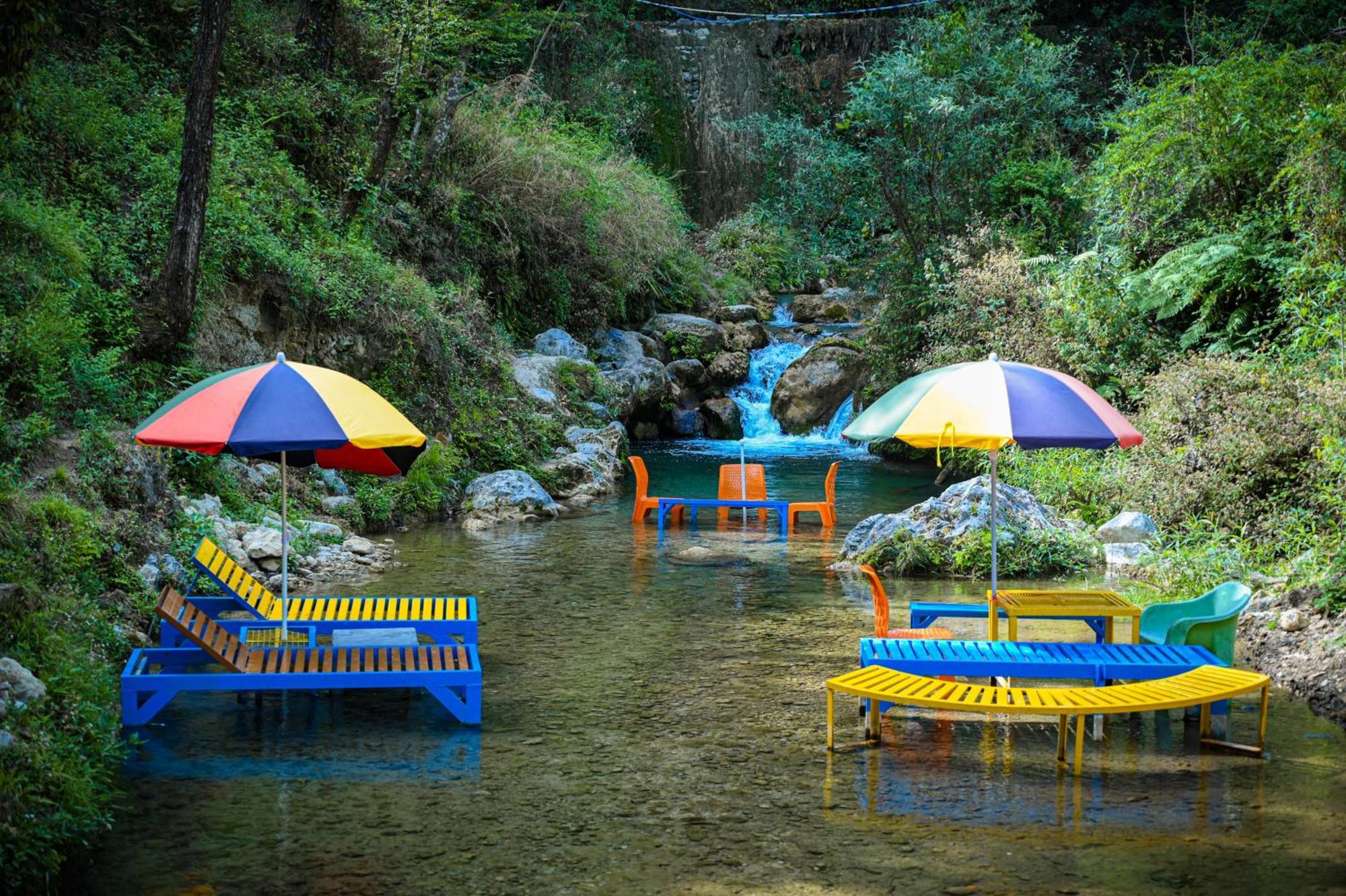The Hosteller Mussoorie By The Streamside, Kempty Zewnętrze zdjęcie