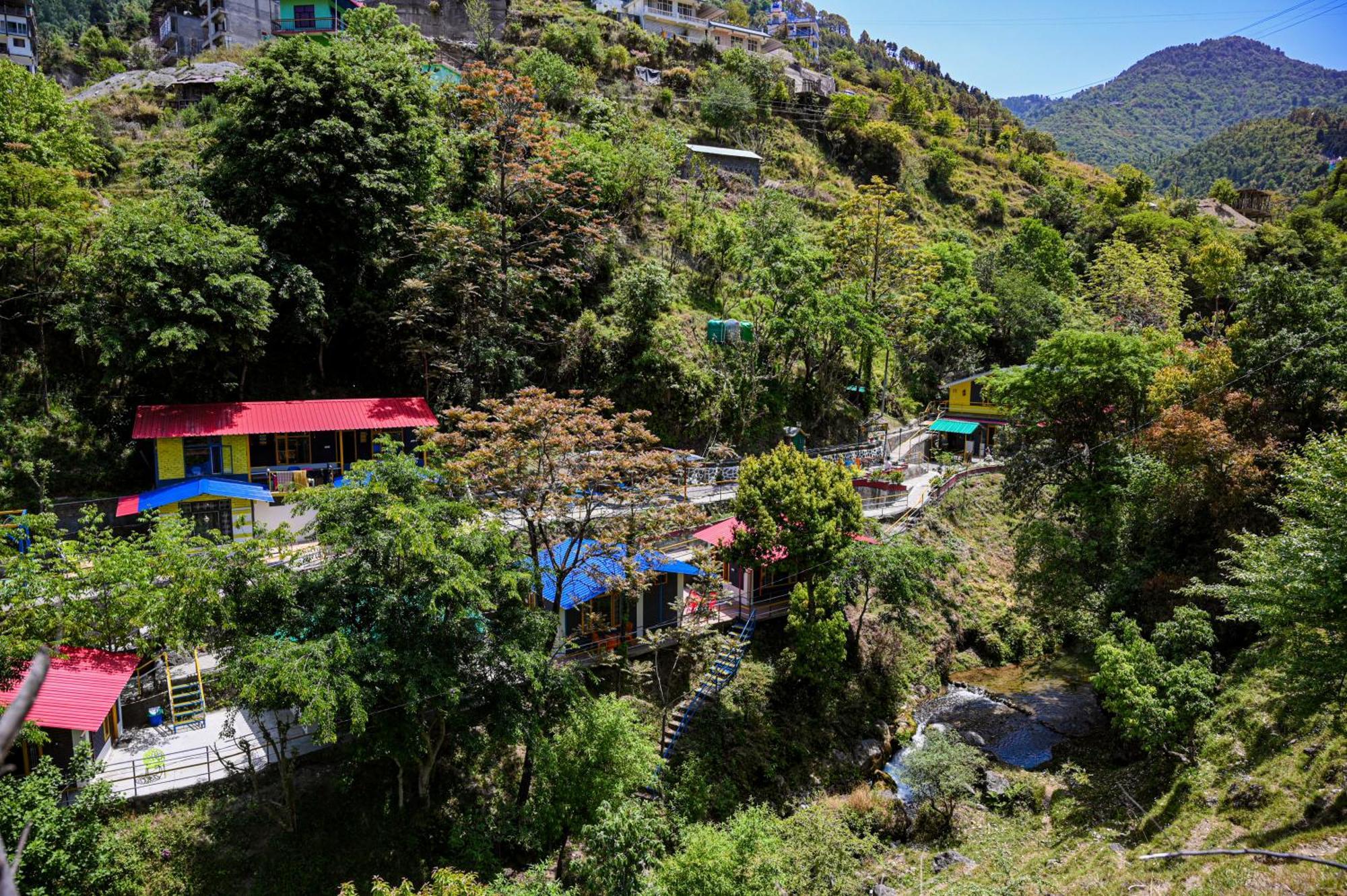 The Hosteller Mussoorie By The Streamside, Kempty Zewnętrze zdjęcie